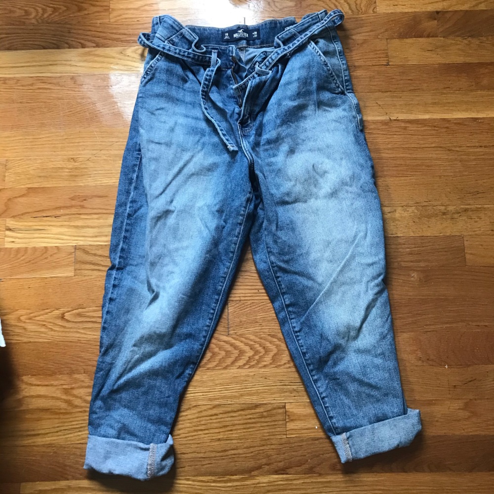 Hollister ultra highrise paper bag waist mom jeans